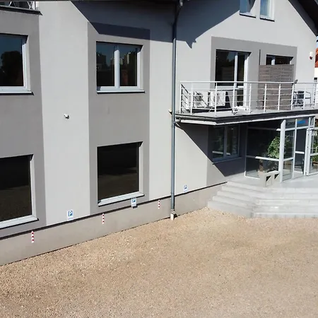 Krakstop ホームステイ *